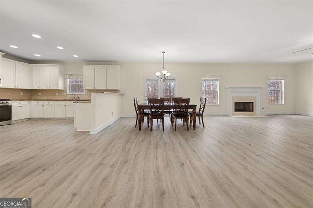 1300 Primrose Park Road, Sugar Hill, GA 30518