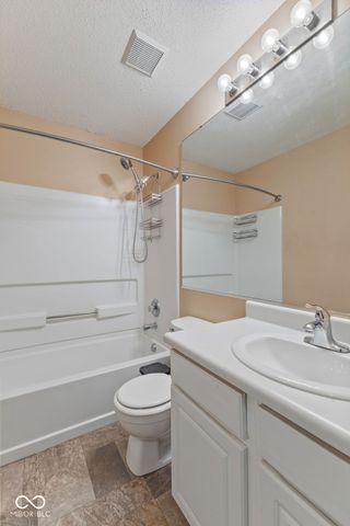 3769 Limelight Lane, Whitestown, IN 46075