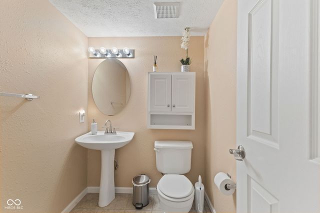 3769 Limelight Lane, Whitestown, IN 46075