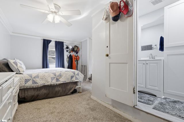 1406 Geer Highway, Travelers Rest, SC 29690