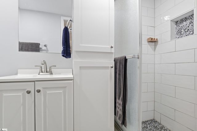 1406 Geer Highway, Travelers Rest, SC 29690