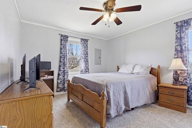 1406 Geer Highway, Travelers Rest, SC 29690