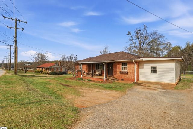 1406 Geer Highway, Travelers Rest, SC 29690