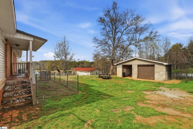 1406 Geer Highway, Travelers Rest, SC 29690