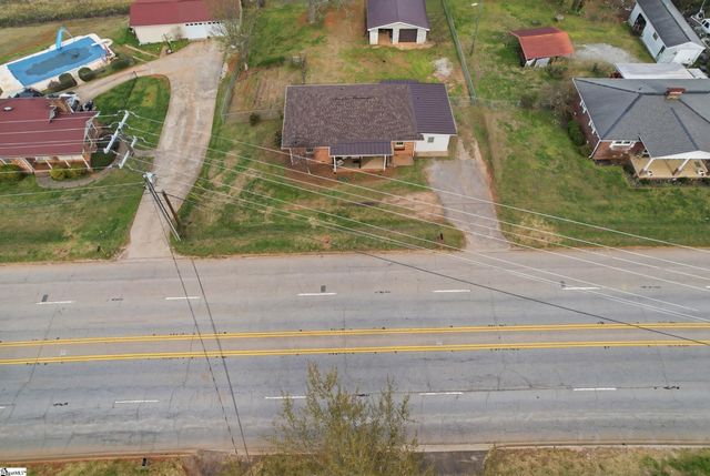 1406 Geer Highway, Travelers Rest, SC 29690