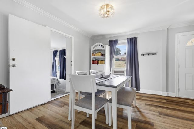 1406 Geer Highway, Travelers Rest, SC 29690