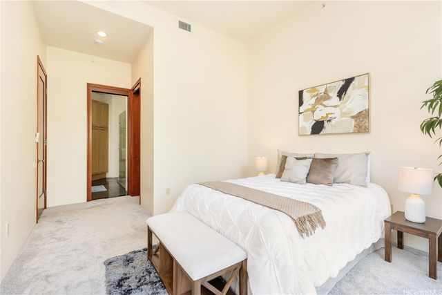 427 Launiu Street 405, Honolulu, HI 96815