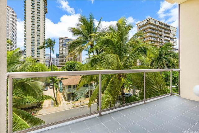 427 Launiu Street 405, Honolulu, HI 96815