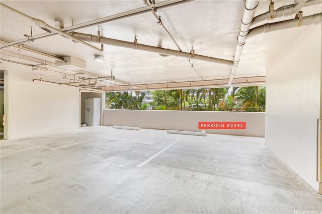 427 Launiu Street 405, Honolulu, HI 96815