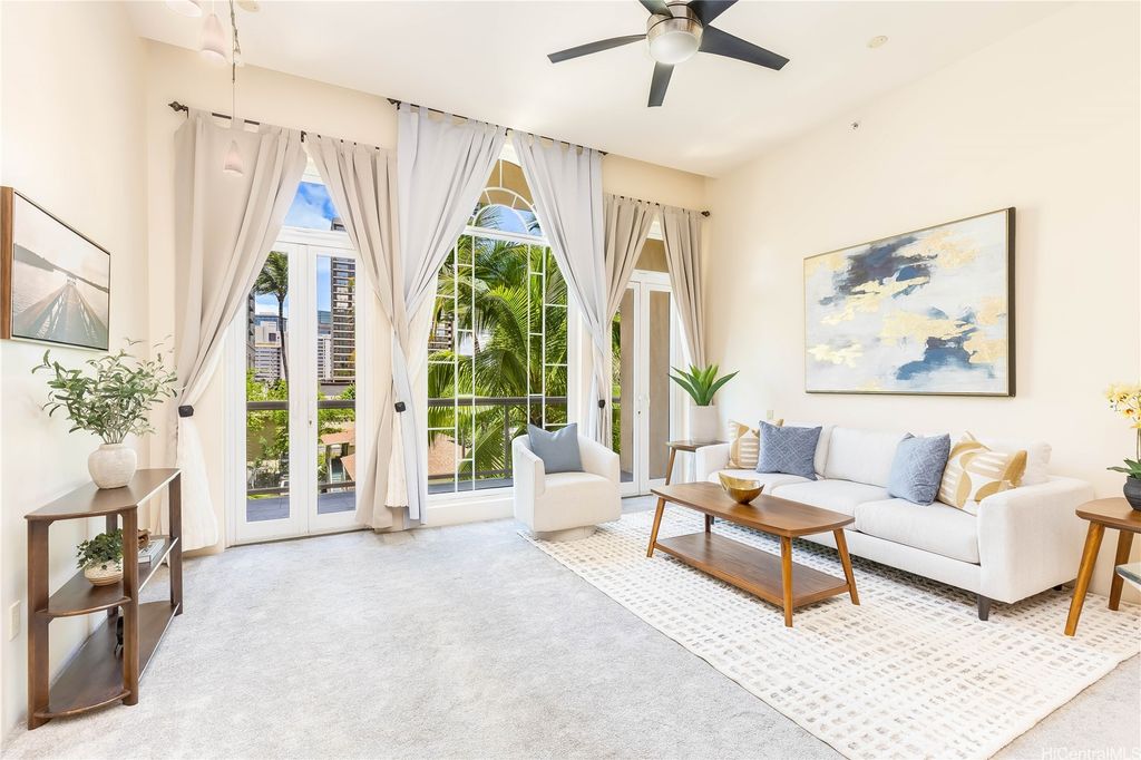 427 Launiu Street 405, Honolulu, HI 96815