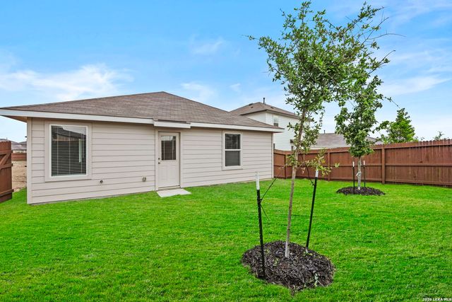 12507 Desert Fox, Converse, TX 78109