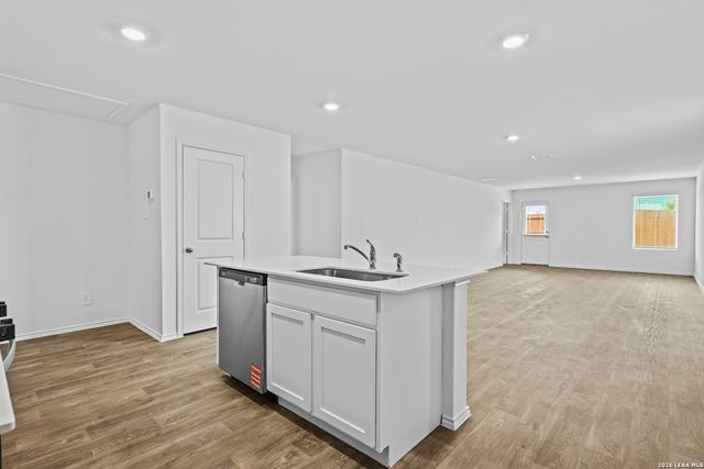 12507 Desert Fox, Converse, TX 78109