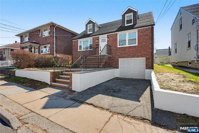 127 Albert Street, North Arlington, NJ 07031