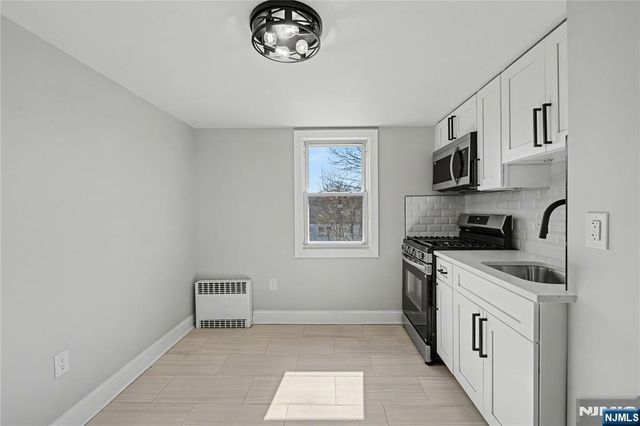 127 Albert Street, North Arlington, NJ 07031