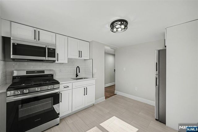 127 Albert Street, North Arlington, NJ 07031