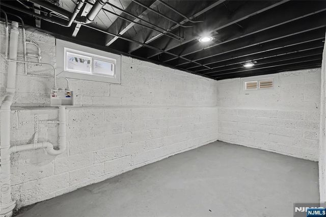 127 Albert Street, North Arlington, NJ 07031