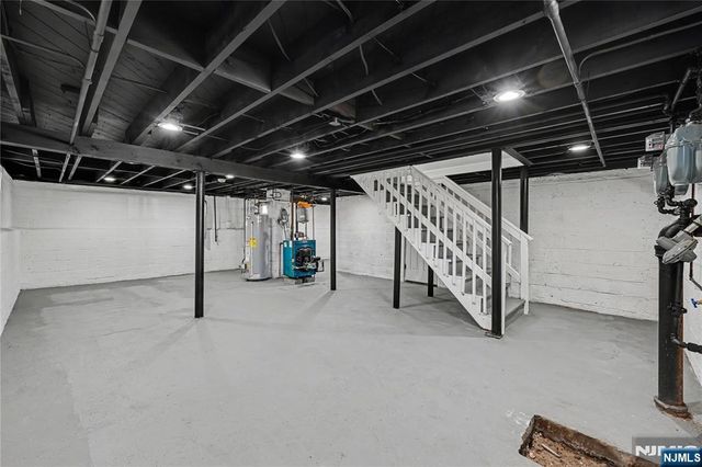 127 Albert Street, North Arlington, NJ 07031