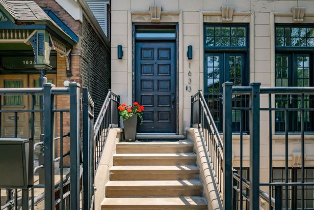 1633 N Wolcott Avenue, Chicago, IL 60622