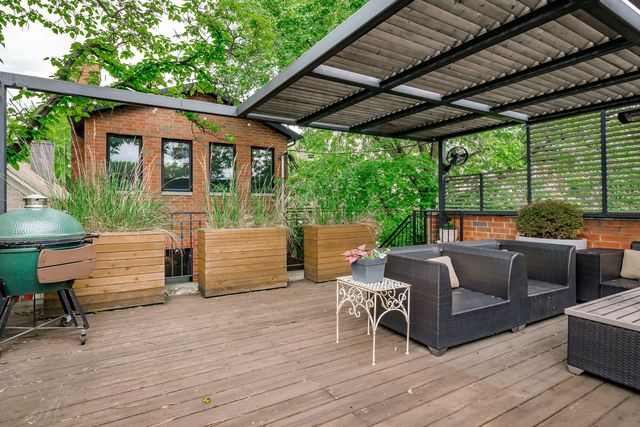 1633 N Wolcott Avenue, Chicago, IL 60622