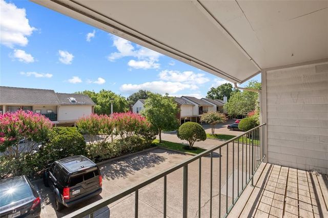 2211 S Kirkwood Road 36, Houston, TX 77077