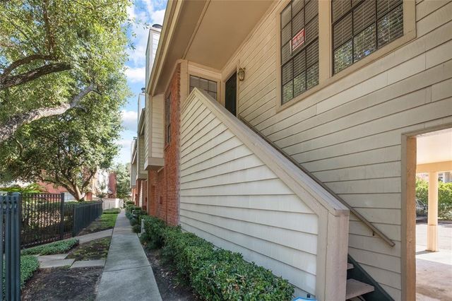 2211 S Kirkwood Road 36, Houston, TX 77077