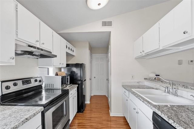 2211 S Kirkwood Road 36, Houston, TX 77077