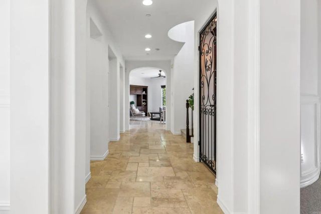 5527 Alexandrine Court, Oceanside, CA 92057