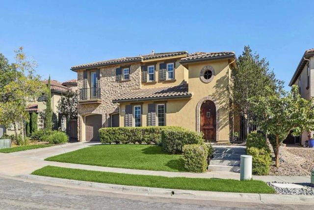 5527 Alexandrine Court, Oceanside, CA 92057