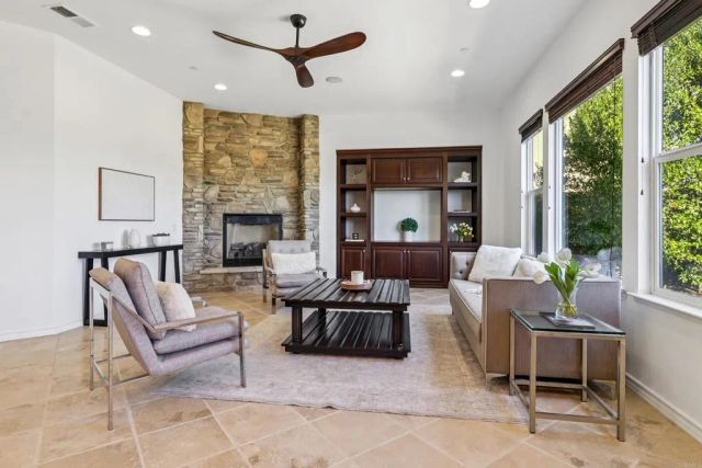 5527 Alexandrine Court, Oceanside, CA 92057