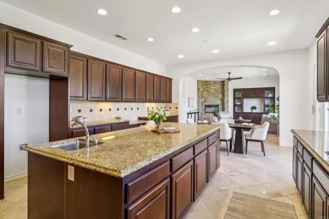 5527 Alexandrine Court, Oceanside, CA 92057