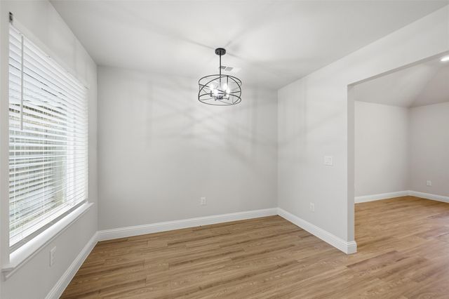 230 E Johnson Street, Denison, TX 75021