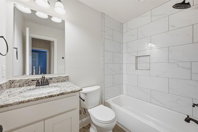 230 E Johnson Street, Denison, TX 75021