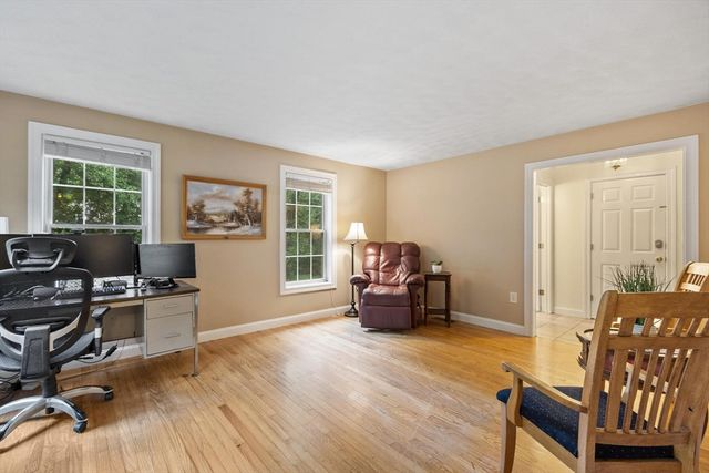 79 Wyndridge Cir, Pelham, NH 03076