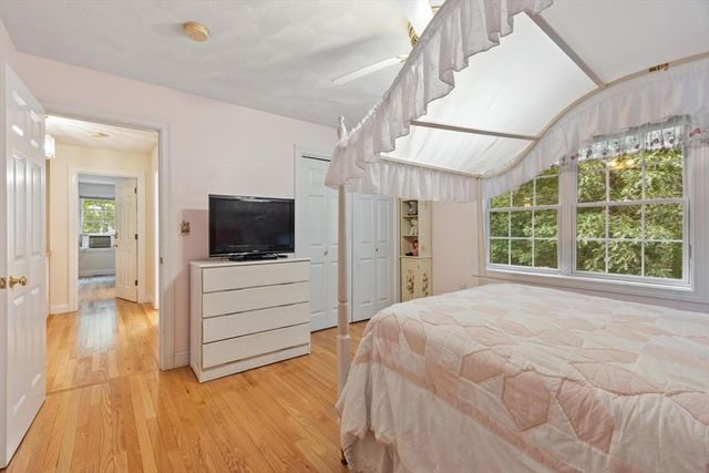 79 Wyndridge Cir, Pelham, NH 03076