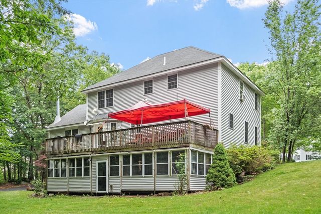 79 Wyndridge Cir, Pelham, NH 03076