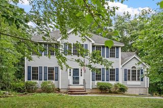 79 Wyndridge Cir, Pelham, NH 03076