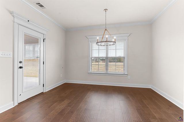 136 Pridgen Pass, Perry, GA 31069