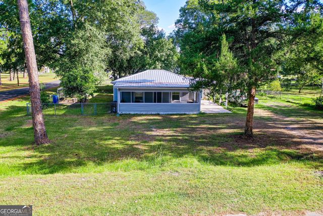 216 Pennsylvania Avenue, Folkston, GA 31537