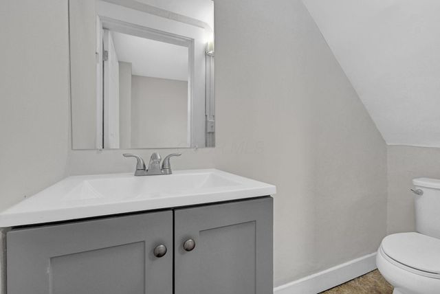 95 Maholm Street, Newark, OH 43055