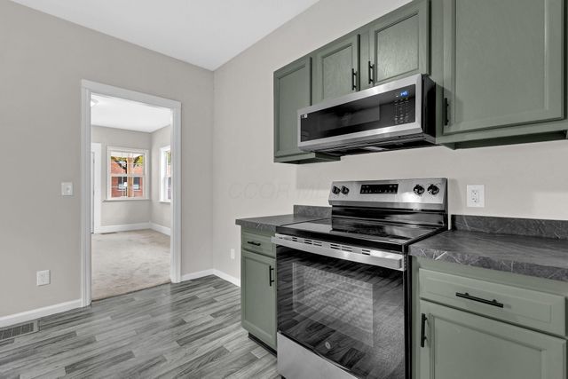 95 Maholm Street, Newark, OH 43055