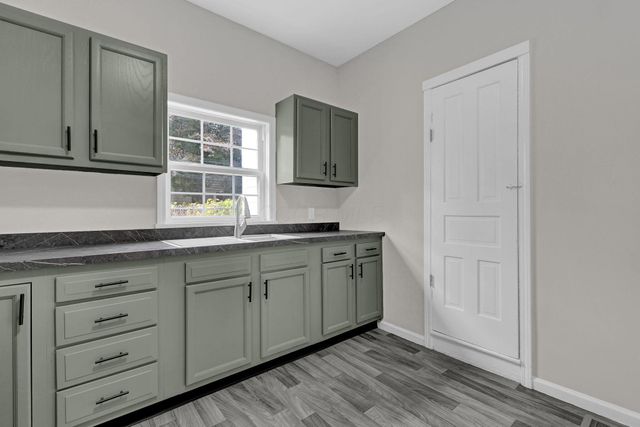 95 Maholm Street, Newark, OH 43055