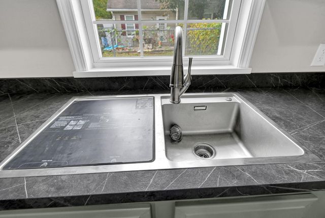 95 Maholm Street, Newark, OH 43055