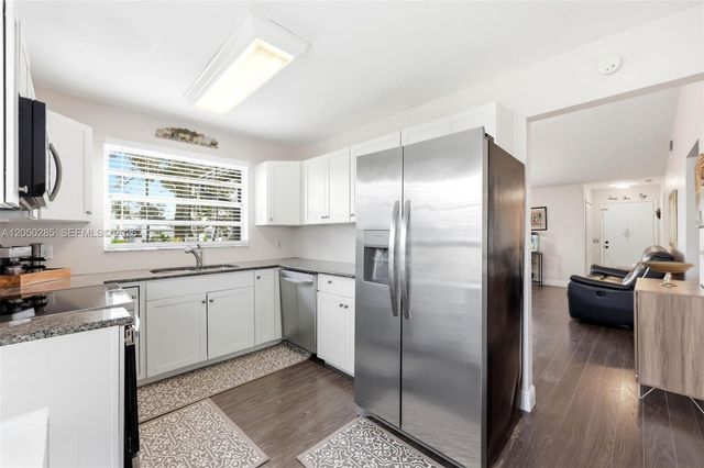 10548 Quincy CT, Lehigh Acres, FL 33936
