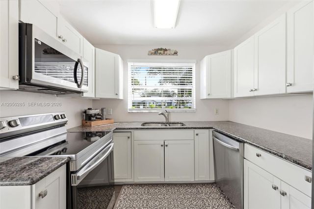 10548 Quincy CT, Lehigh Acres, FL 33936