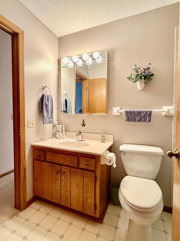 7062 W 113th Street 1, Bloomington, MN 55438