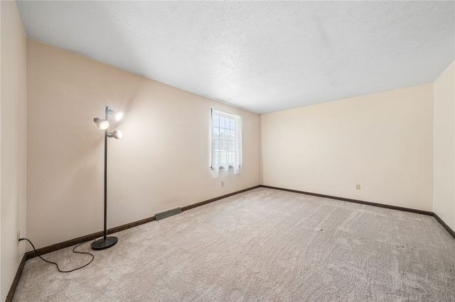 3638 School Rd, Murrysville, PA 15668