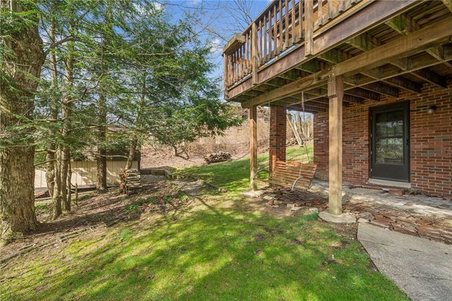 3638 School Rd, Murrysville, PA 15668