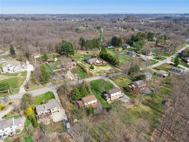 3638 School Rd, Murrysville, PA 15668