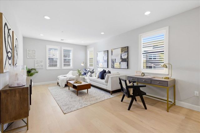 4293 Oak Knoll Dr, Dublin, CA 94568