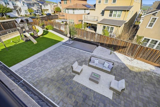 4293 Oak Knoll Dr, Dublin, CA 94568